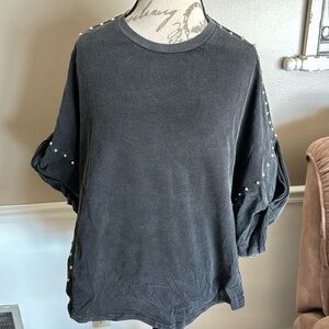 Dark gray & silver stud top